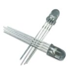 LED de Tres Salidas RGB